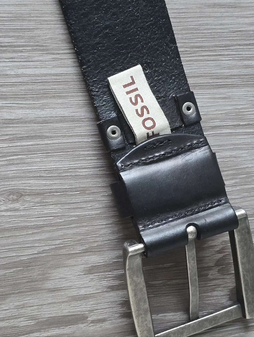 Fossil Mens Black Genuine Leather Belt Antique Silver Buckle Size 36